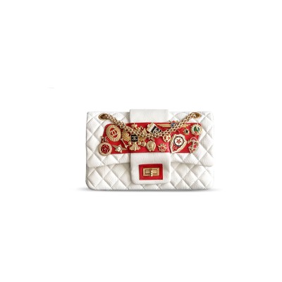 CHANEL WHITE QUILTED ROMANOV CHARMS 2.55 DOUBLE FLAP BAG 365472 (25.5*16*7.5cm)